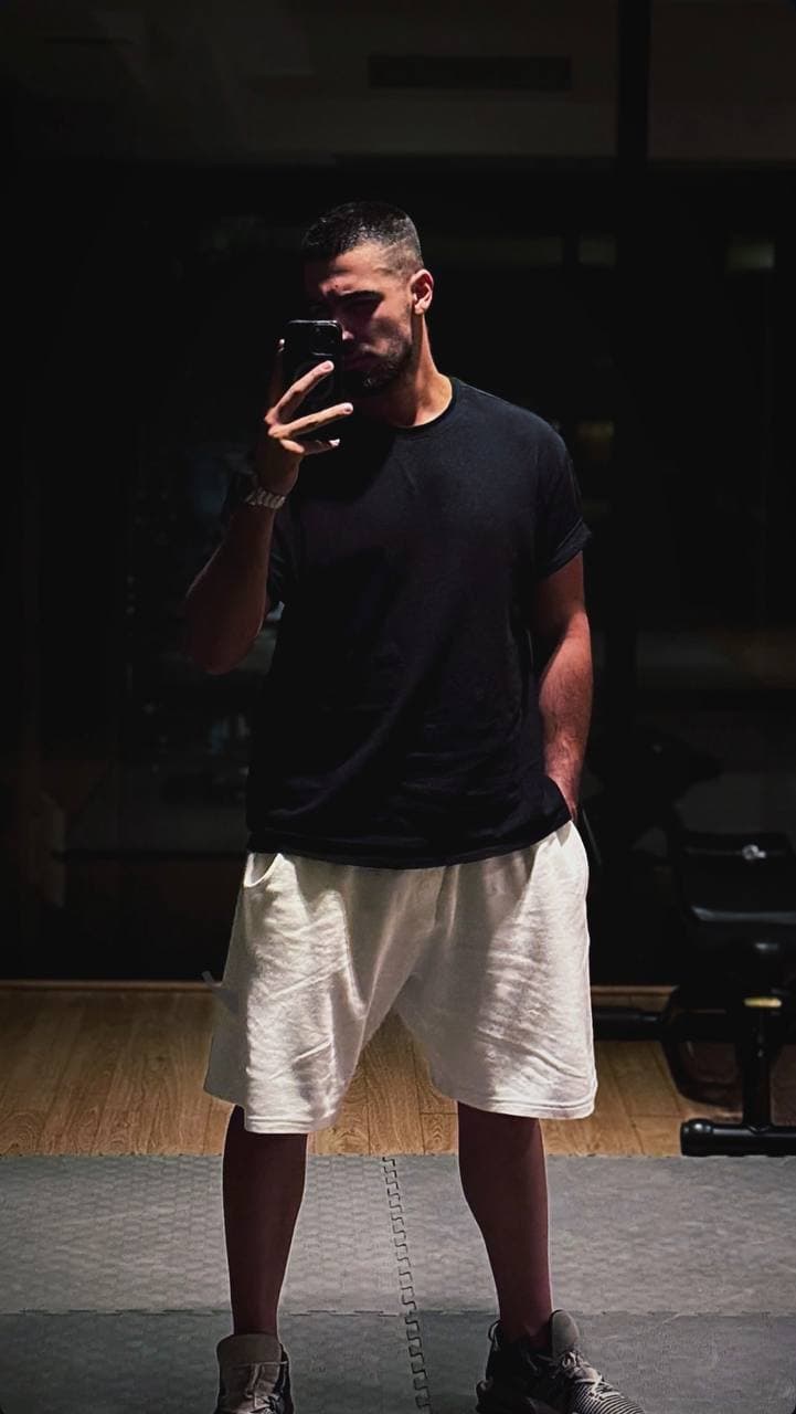 کلینیک و تیم ریداکس